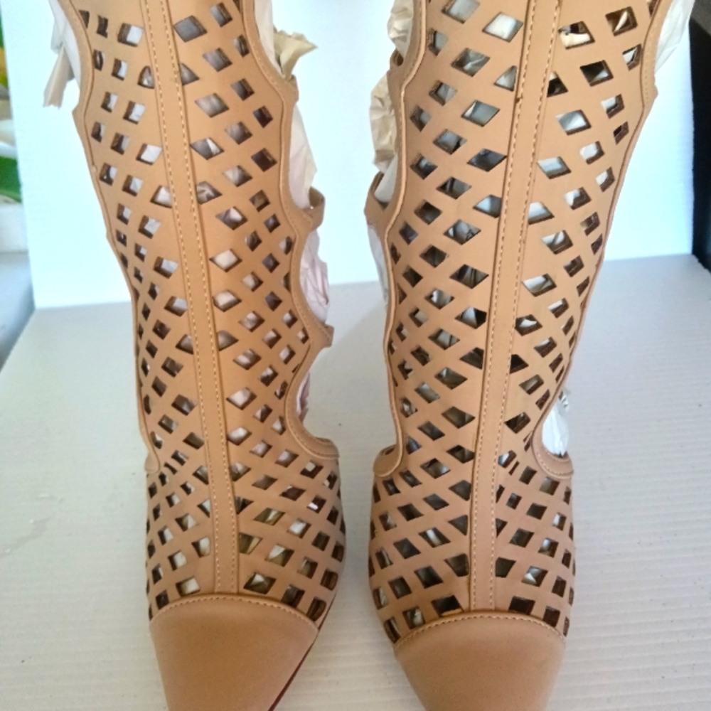 Liliana high heels